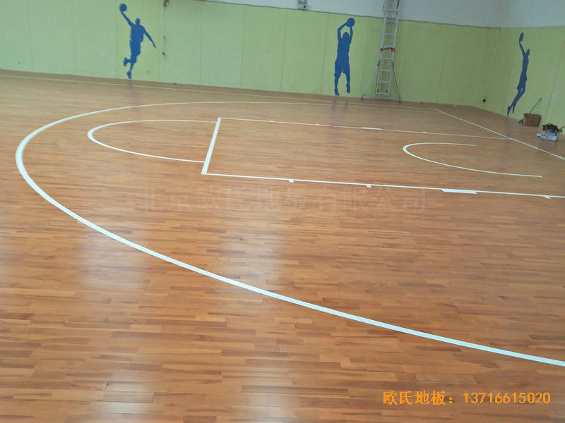 陽煤集團三礦球館運動地板安裝案例2