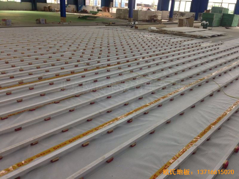 四川綿陽個(gè)人球館運(yùn)動(dòng)木地板鋪設(shè)案例1