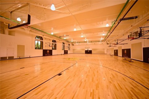 知道100和300的運(yùn)動(dòng)木地板區(qū)別后再也不用便宜貨