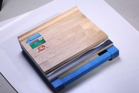 體育館運(yùn)動木地板安裝費(fèi)用