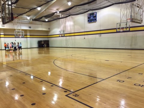 劇院舞臺(tái)木地板，該如何選