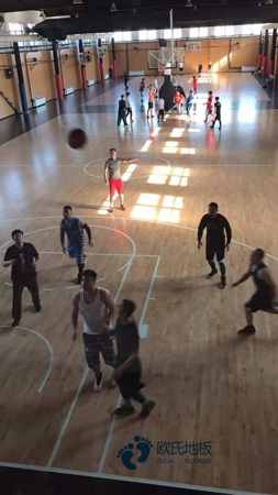 運(yùn)動(dòng)場地地板哪個(gè)品牌好