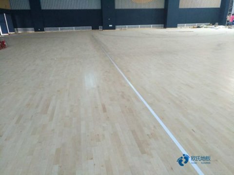 體育木地板選購(gòu)要解決哪些專業(yè)問題
