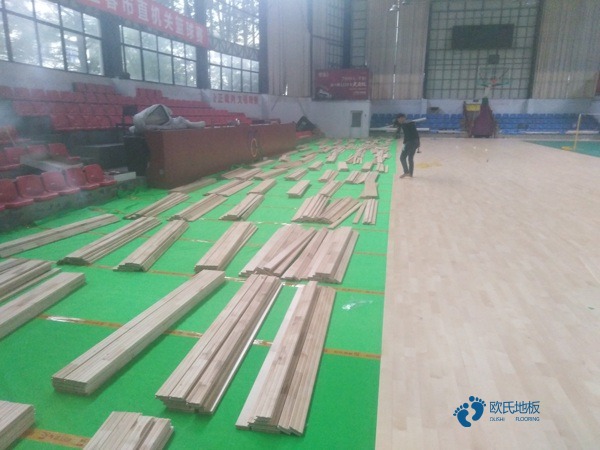 運動木地板的養護和防潮措施是什么？