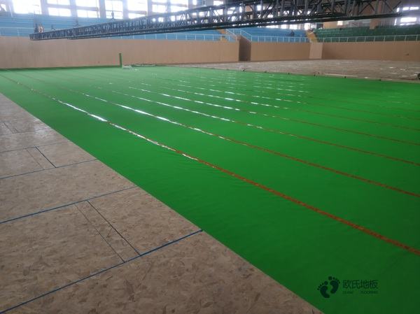 不同價位的籃球木地板有什么區(qū)別呢？