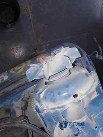 體育籃球館專用耐磨實(shí)木地板3