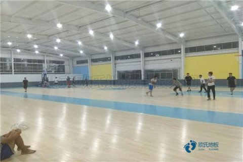 運動實木地板浸水怎么處理