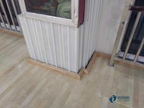 校園運動籃球木地板價格多少錢