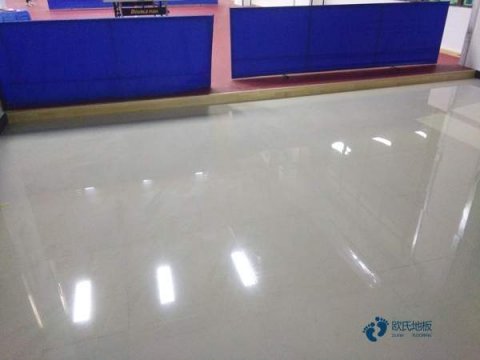 校園運動籃球木地板價格行情