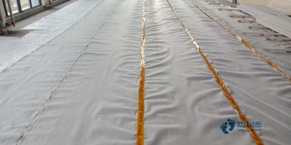 大學運動籃球木地板價格行情