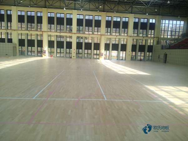 單龍骨體育場館地板環(huán)保3