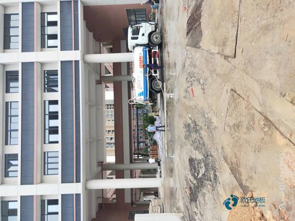 國(guó)標(biāo)運(yùn)動(dòng)籃球木地板價(jià)格一般多少錢(qián)一平方米